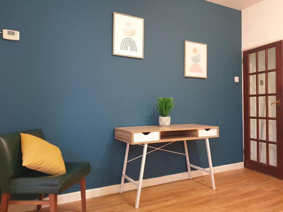 City Townhouse Close To Cafes And Restaurants 노리치 외부 사진